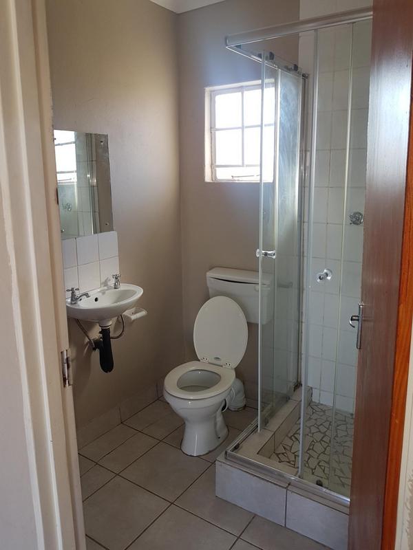 To Let 1 Bedroom Property for Rent in Ezibeleni Eastern Cape